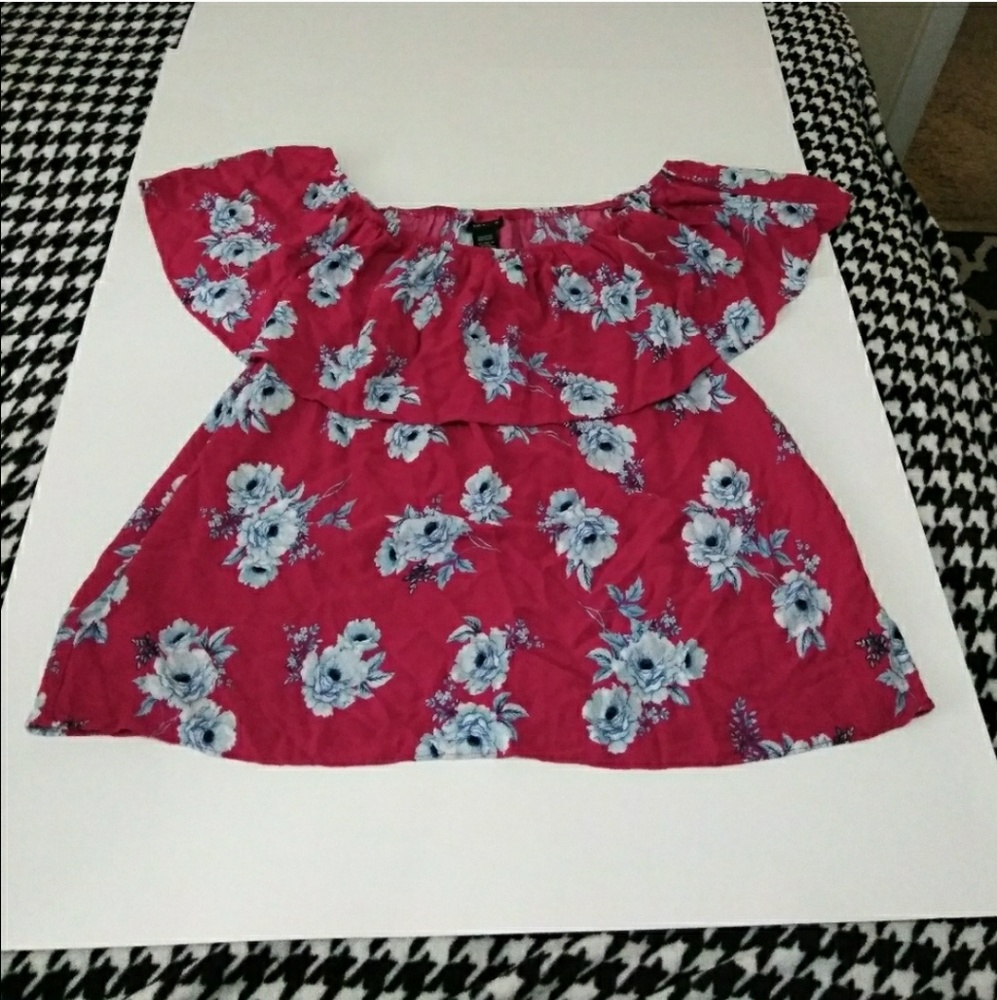 **SALE** Torrid Pink Floral Top
